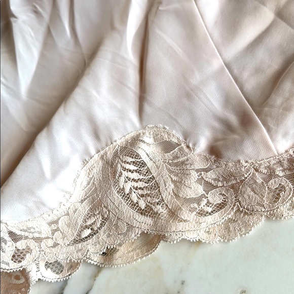 VTG Wonder Maid Lace Trim Chemise Night Gown with Sweetheart Neckline Size 34 - Picture 10 of 12